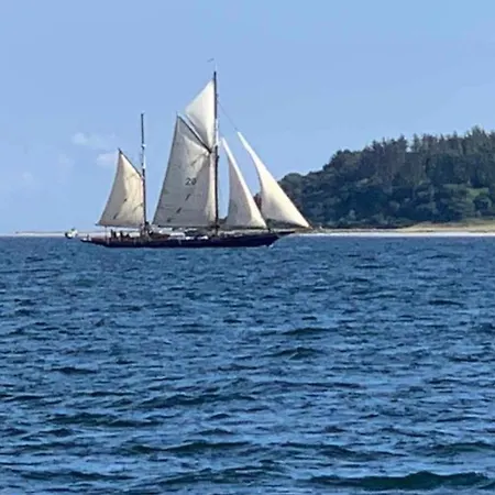 Kapitaenswohnung -schoene Altstadtwohnung, Mit Eigenem Parkplatz *