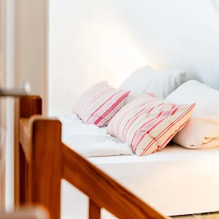 Kapitaenswohnung -schoene Altstadtwohnung, Mit Eigenem Parkplatz